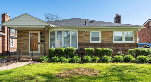 Photo of 22615 Edgewood St, St Clair Shores, MI 48080