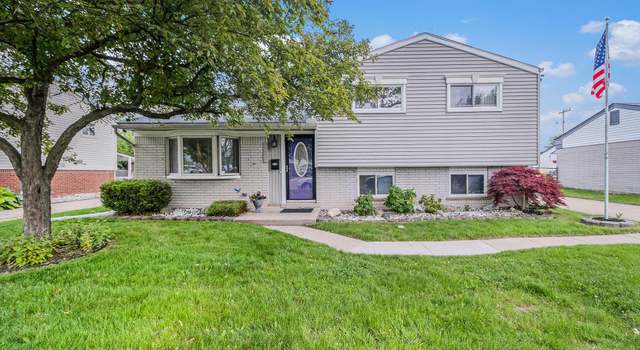 Photo of 2427 Camel Dr, Sterling Heights, MI 48310