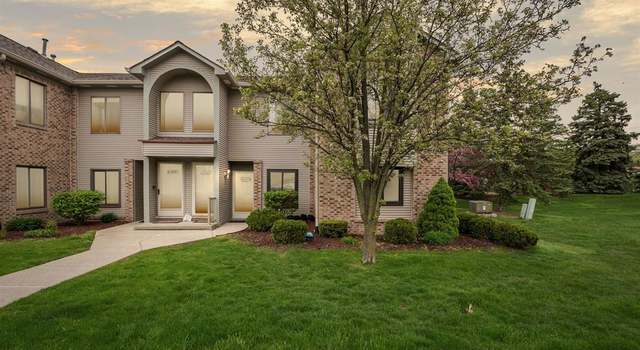 Photo of 42505 Lilley Pointe Dr, Canton, MI 48187