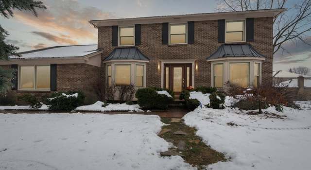 Photo of 36875 Chesapeake Rd, Farmington Hills, MI 48335