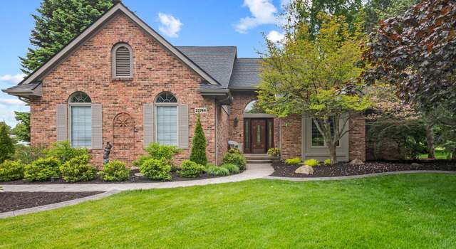 Photo of 22744 Spy Glass Hill Dr, South Lyon, MI 48178