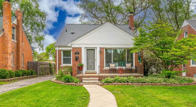 Photo of 1930 N Wilson Ave, Royal Oak, MI 48073