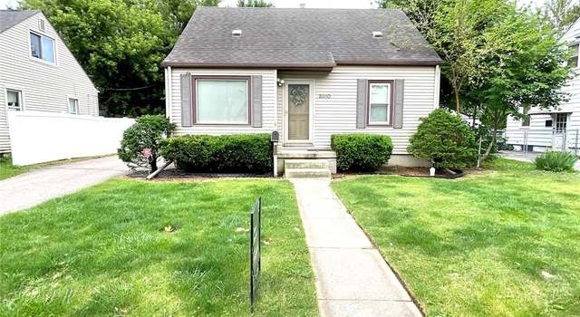 Photo of 2910 Arizona Ave, Flint, MI 48506
