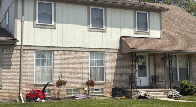 Photo of 35296 Terrybrook Dr, Sterling Heights, MI 48312