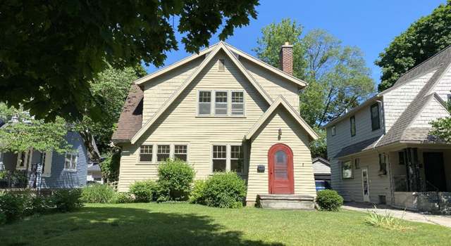 Photo of 934 Ogden Ave SE, East Grand Rapids, MI 49506