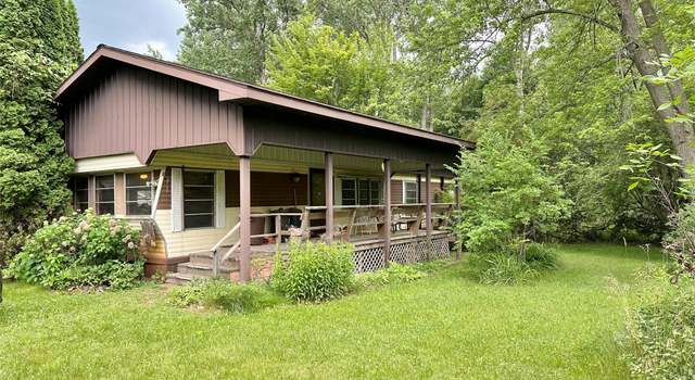 Photo of 4833 Cottick Dr, Caseville, MI 48725