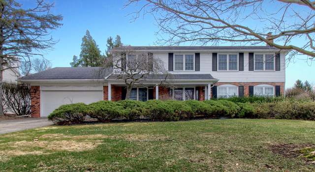 Photo of 33951 Old Timber Rd, Farmington Hills, MI 48331