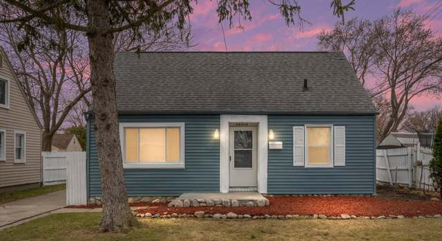 Photo of 25289 Packard St, Roseville, MI 48066