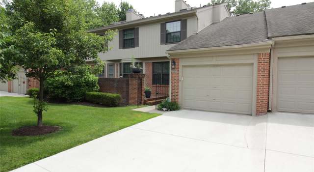 Photo of 7120 Nottingham Ct, West Bloomfield Township, MI 48322