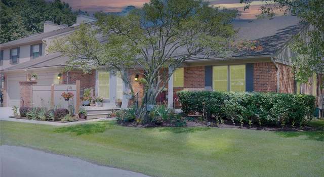 Photo of 7108 Green Farm Rd, West Bloomfield, MI 48322
