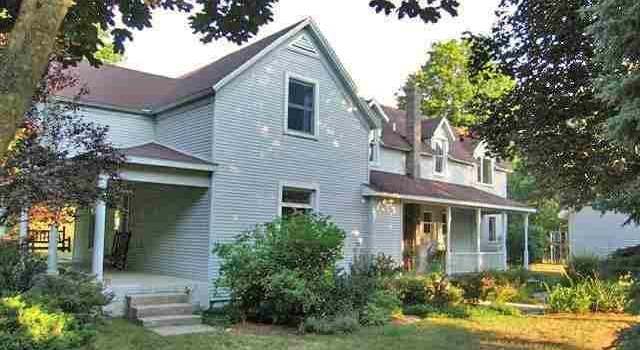 Photo of 4938 W Macfarlane Rd, Glen Arbor, MI 49636