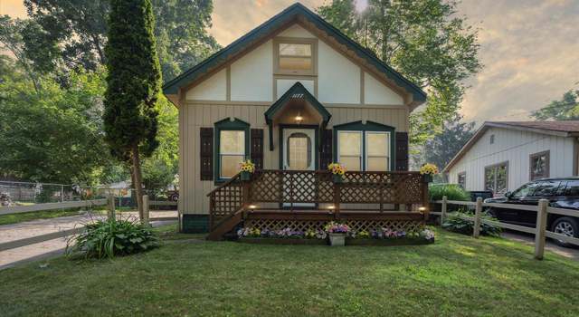 Photo of 1177 Clearwater Blvd, White Lake, MI 48386