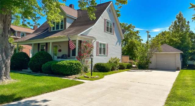 Photo of 213 N 5th St, Harbor Beach, MI 48441