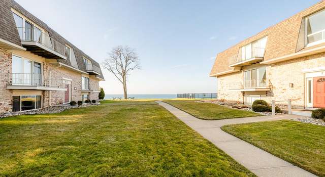 Photo of 3624 Lakeshore Dr Unit H-4, St Joseph, MI 49085