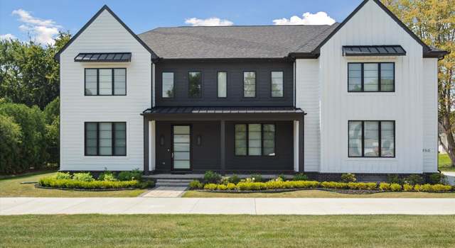 Photo of 7450 Parkstone Ln, Bloomfield Charter Township, MI 48301