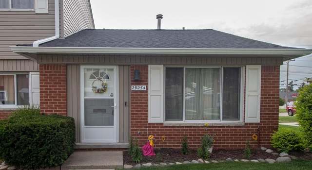 Photo of 29254 Manchester ST St, Westland, MI 48185
