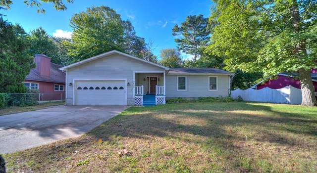 Photo of 2609 Pennsylvania Ave, Muskegon, MI 49445