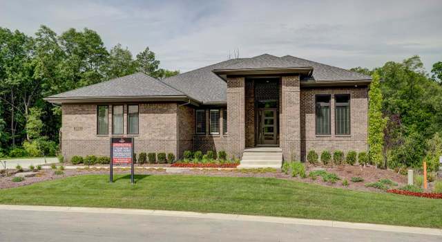 Photo of 30803 Franklin Hills Ct #7, Farmington, MI 48334