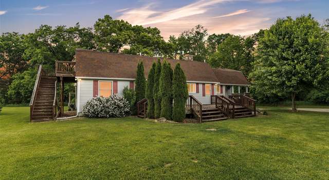 Photo of 917 Middle Rd, Highland, MI 48357