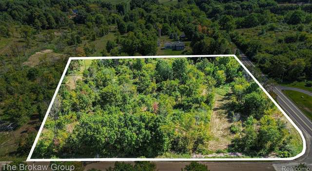 Photo of 5700 Pratt Rd, Lapeer, MI 48446