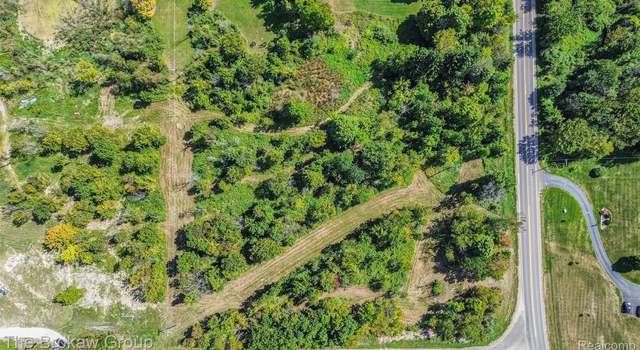 Photo of 5700 Pratt Rd, Lapeer, MI 48446