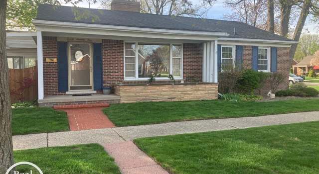 Photo of 2071 Stanhope St, Grosse Pointe, MI 48236