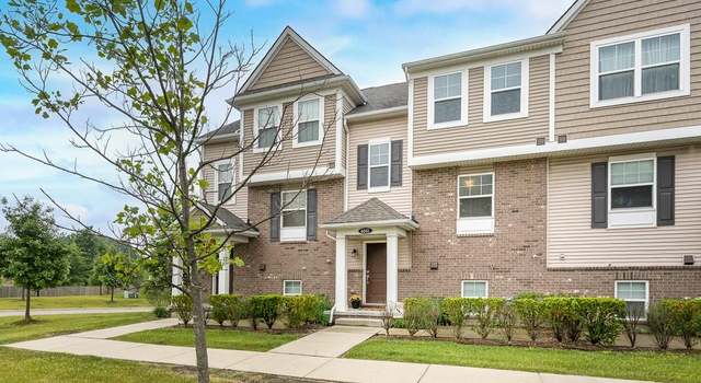 Photo of 4661 Bradley Cir, Troy, MI 48085