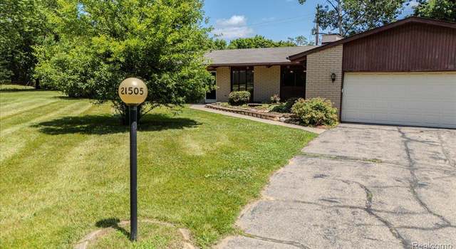 Photo of 21505 N Tuller Ct, Southfield, MI 48076