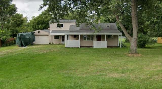 Photo of 2908 Hickory Lawn Rd, Rochester Hills, MI 48307