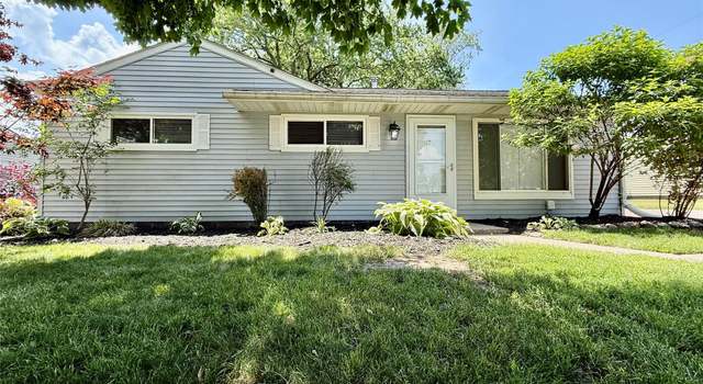 Photo of 2526 Genes Dr, West Bloomfield, MI 48326