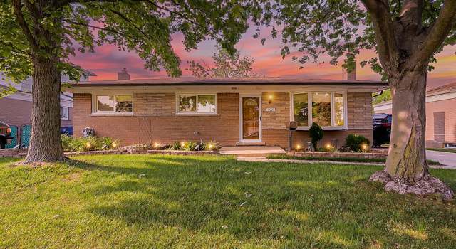 Photo of 13327 Murthum Ave, Warren, MI 48088