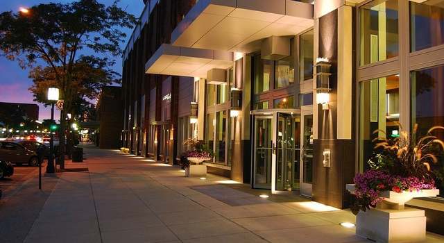 Photo of 411 S Old Woodward Ave #900, Birmingham, MI 48009