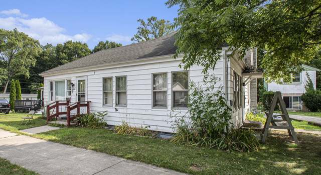 Photo of 228 N First St, Cassopolis Village, MI 49031