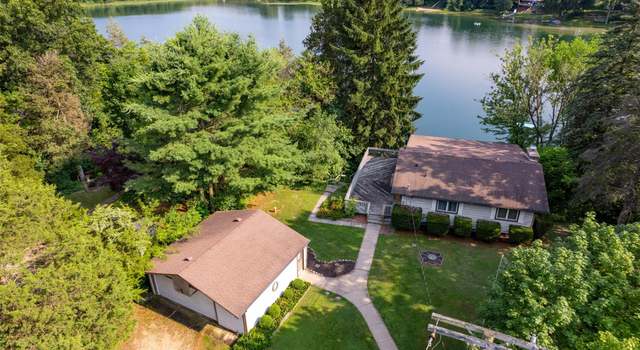 Photo of 3616 Mary Ann Dr, Pinckney, MI 48169