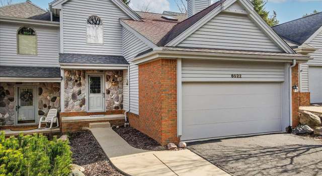 Photo of 6522 Scenic Pines Ct, Clarkston, MI 48346