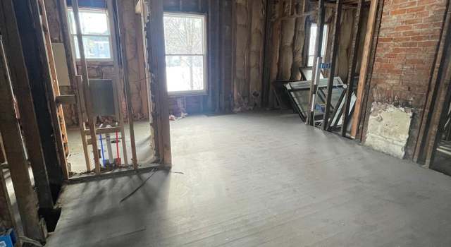 Photo of 1028 Oak St, Flint, MI 48503