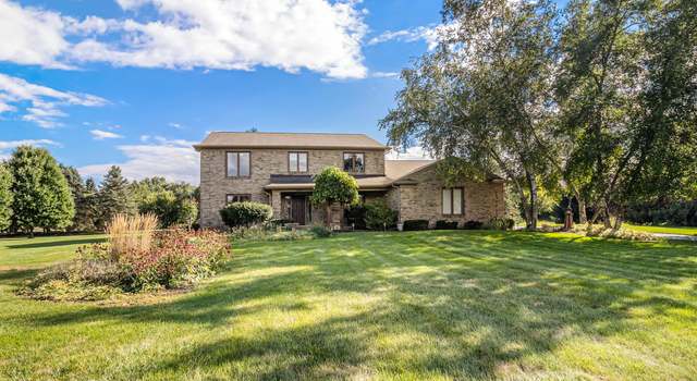 Photo of 4455 Lancaster Dr, Independence Charter Township, MI 48348