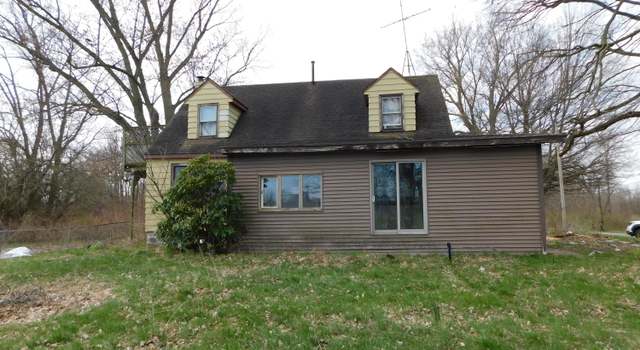 Photo of 2500 Territorial Rd, Benton Harbor, MI 49022