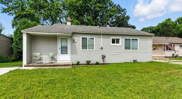 Photo of 32420 Muskegon Ct, Westland, MI 48186