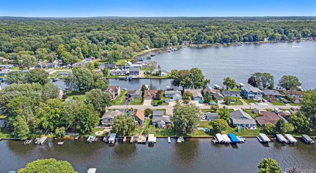 Photo of 11124 Colony Rd, Pinckney, MI 48169