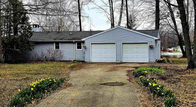 Photo of 10181 Birch Dr, Riverdale, MI 48877