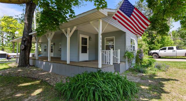 Photo of 6593 Sherman Dr, Otter Lake, MI 48464