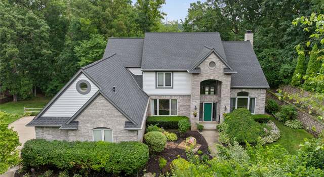 Photo of 5471 Parkside Dr, Brighton, MI 48114