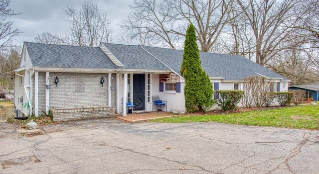 Photo of 700 N Chipman St, Owosso, MI 48867