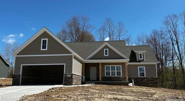 Photo of 1197 Candlelight Ct, Brighton, MI 48114