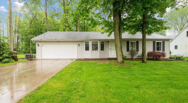 Photo of 2285 Reddington Dr, Temperance, MI 48182