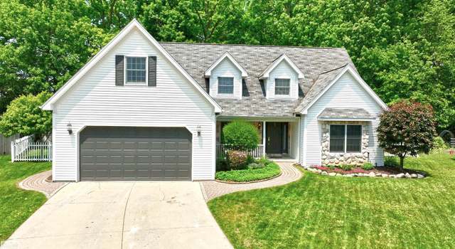 Photo of 35549 Jolaine Ct, Richmond, MI 48062