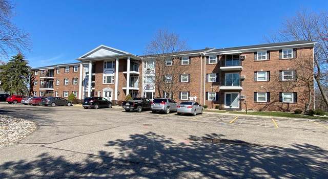 Photo of 7500 Boulder Bluff Dr #23, Jenison, MI 49428