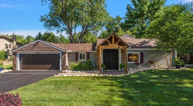 Photo of 9050 Marilyn Ter, Commerce Charter Twp, MI 48382