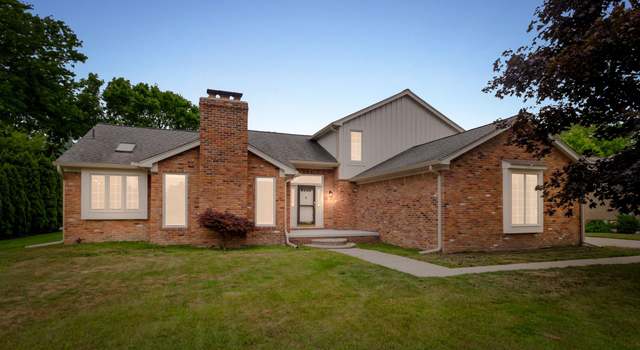 Photo of 3565 Aynsley Dr, Rochester Hills, MI 48306